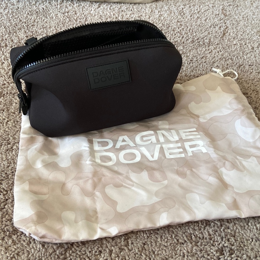 Large Dagne Dover Toiletry Bag